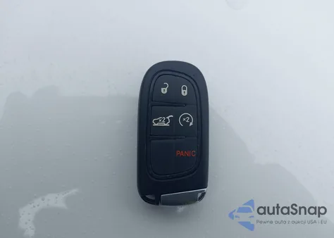 2021 Jeep Cherokee 80Th Anniversary 4X4 from USA, damaged, VIN 1C4PJMMX5MD228990